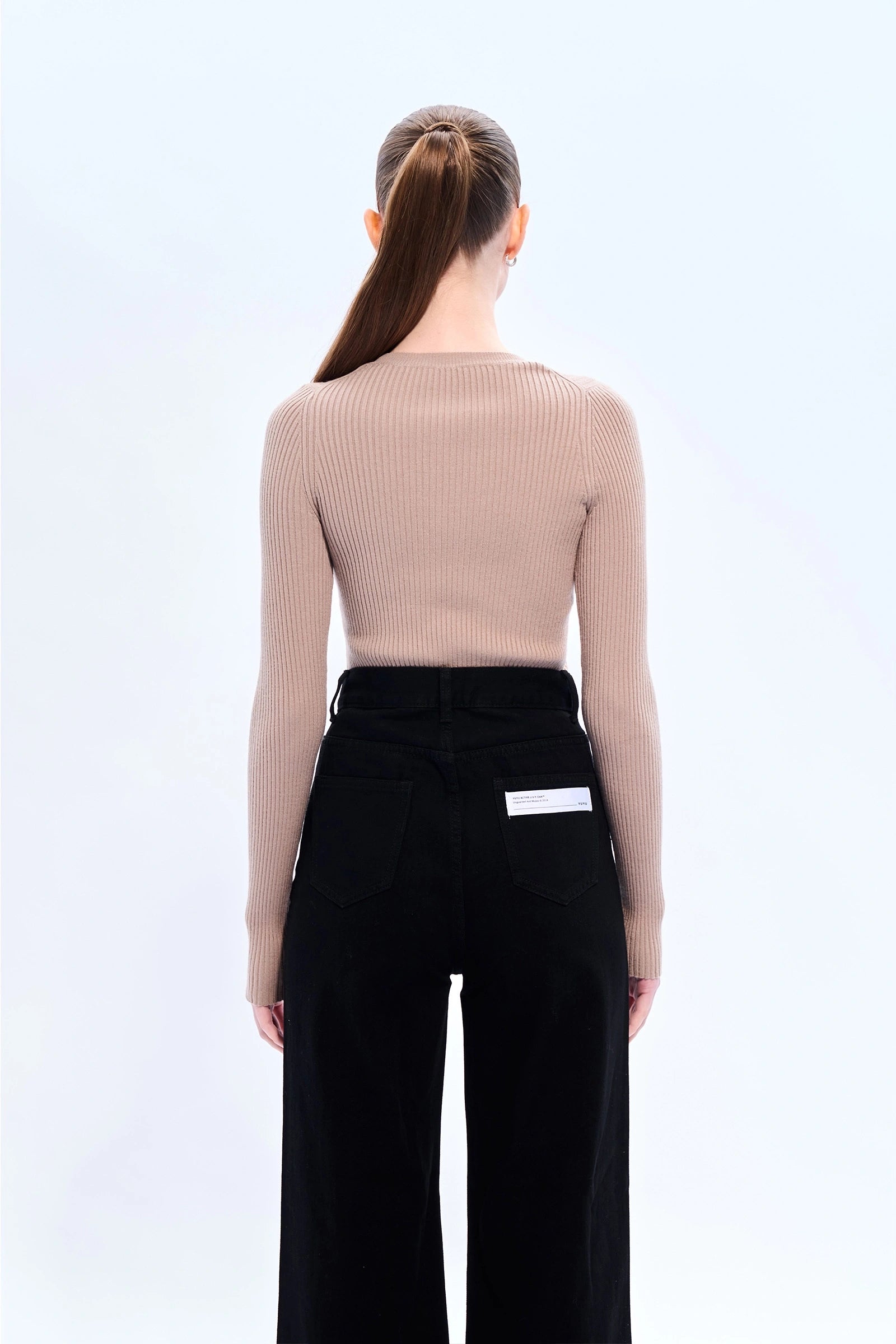 YUYU Crew Neck Knit Top