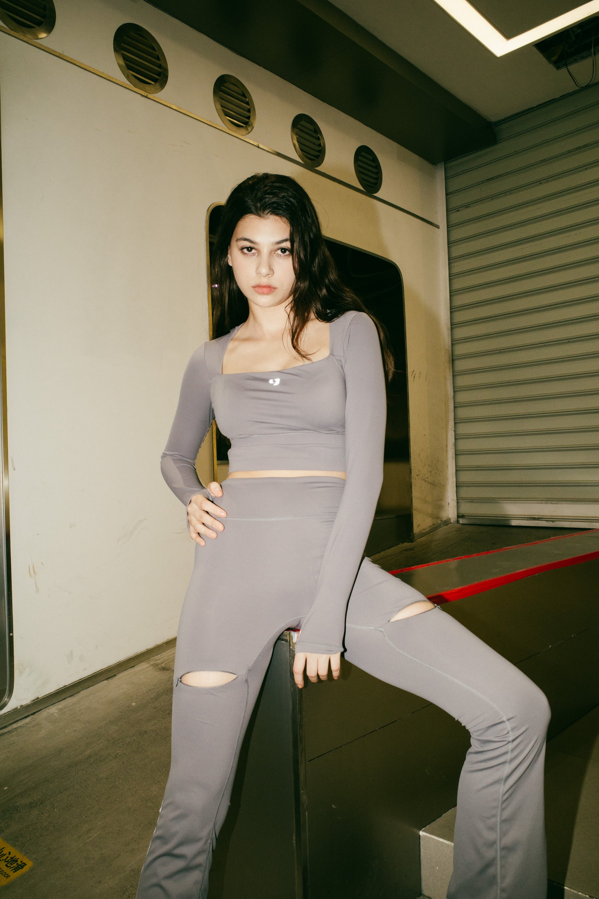 Cut-out Zippered Pants