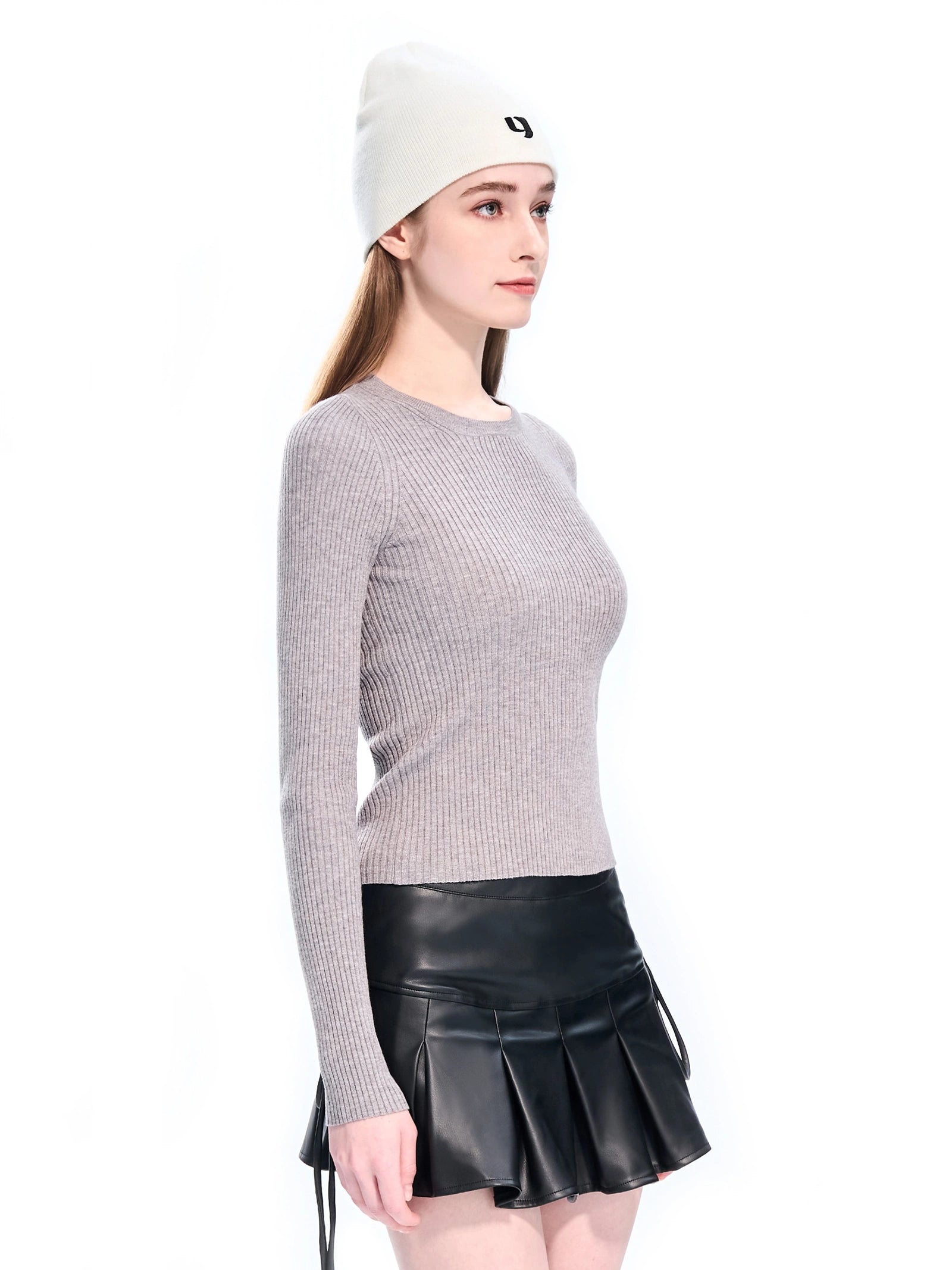 YUYU Crew Neck Knit Top