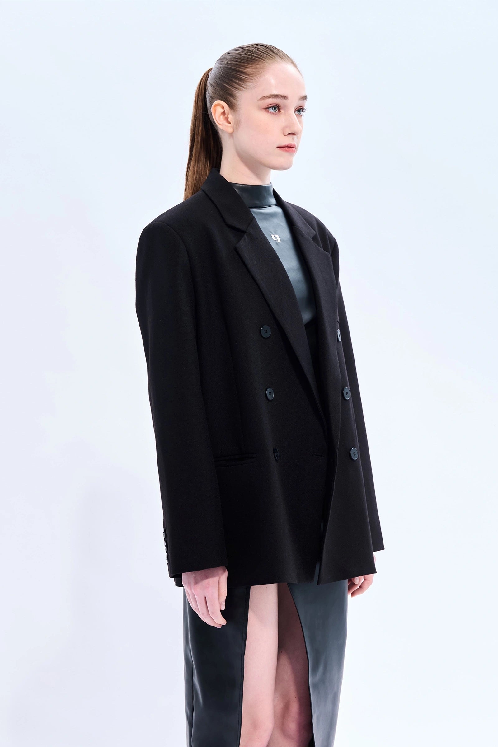 Metallic Y Logo Suit