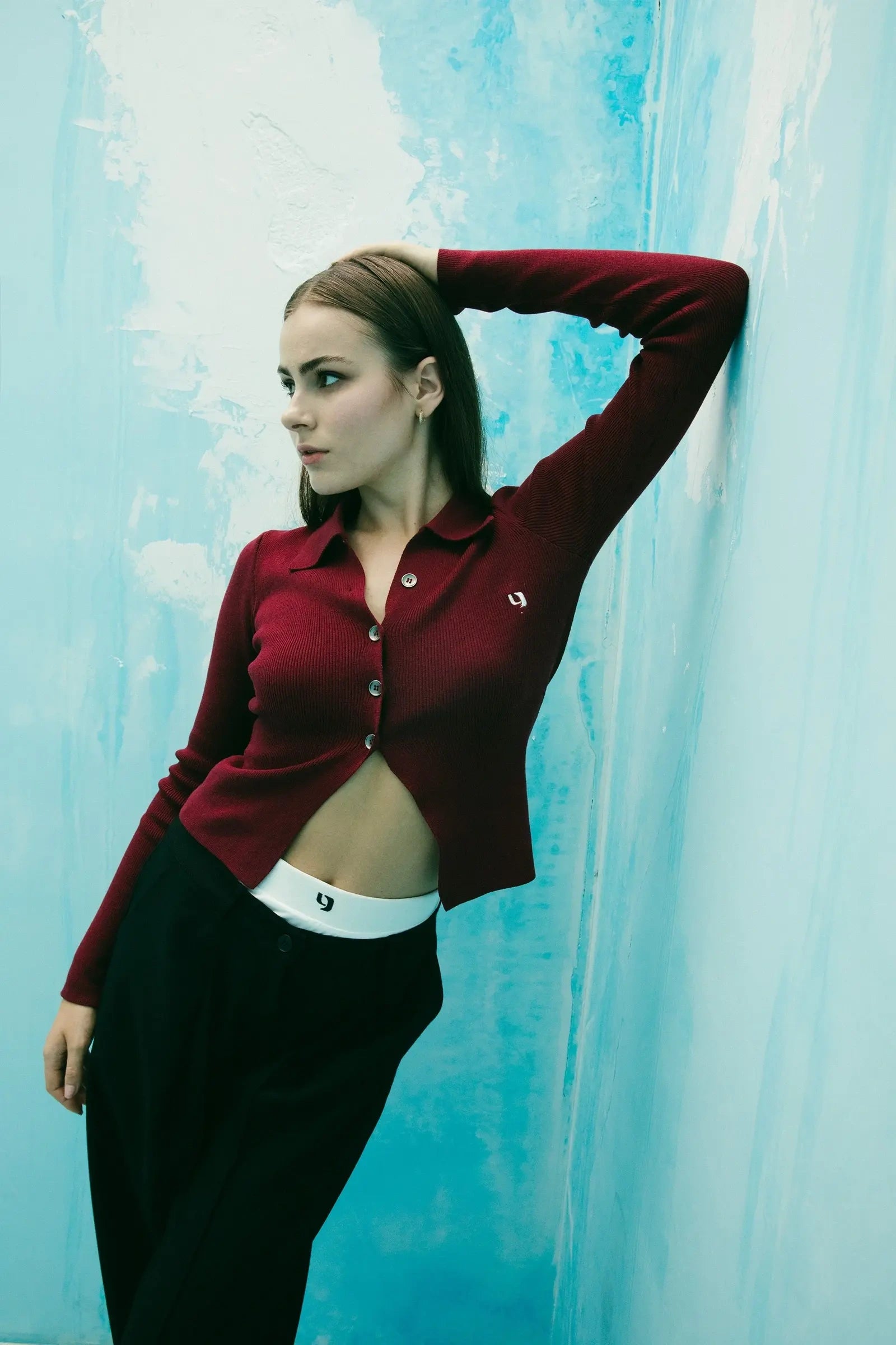 Inverted V-knit sweater