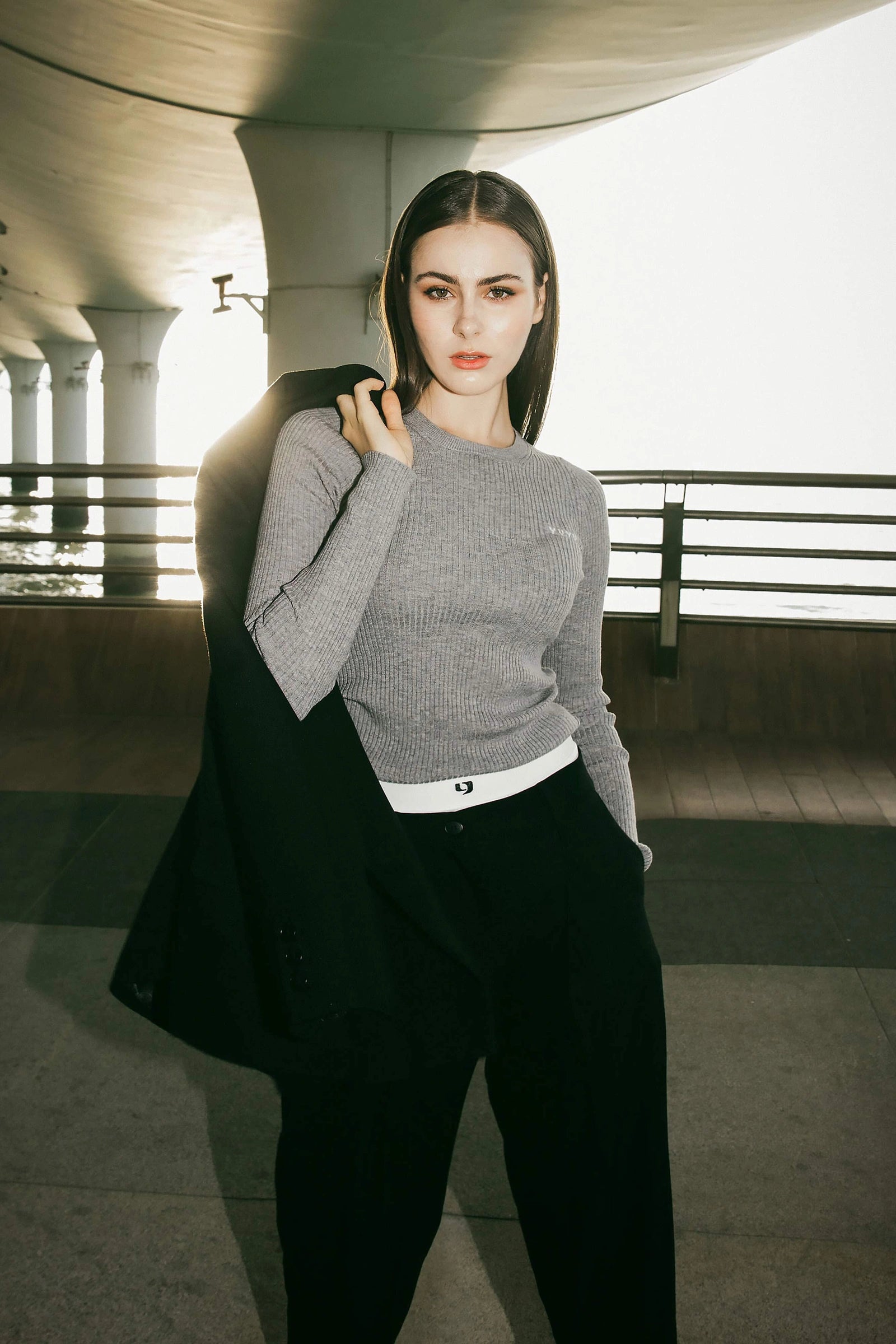 YUYU Crew Neck Knit Top