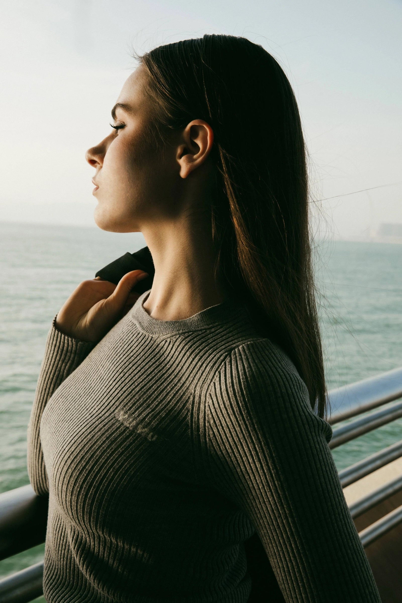 YUYU Crew Neck Knit Top