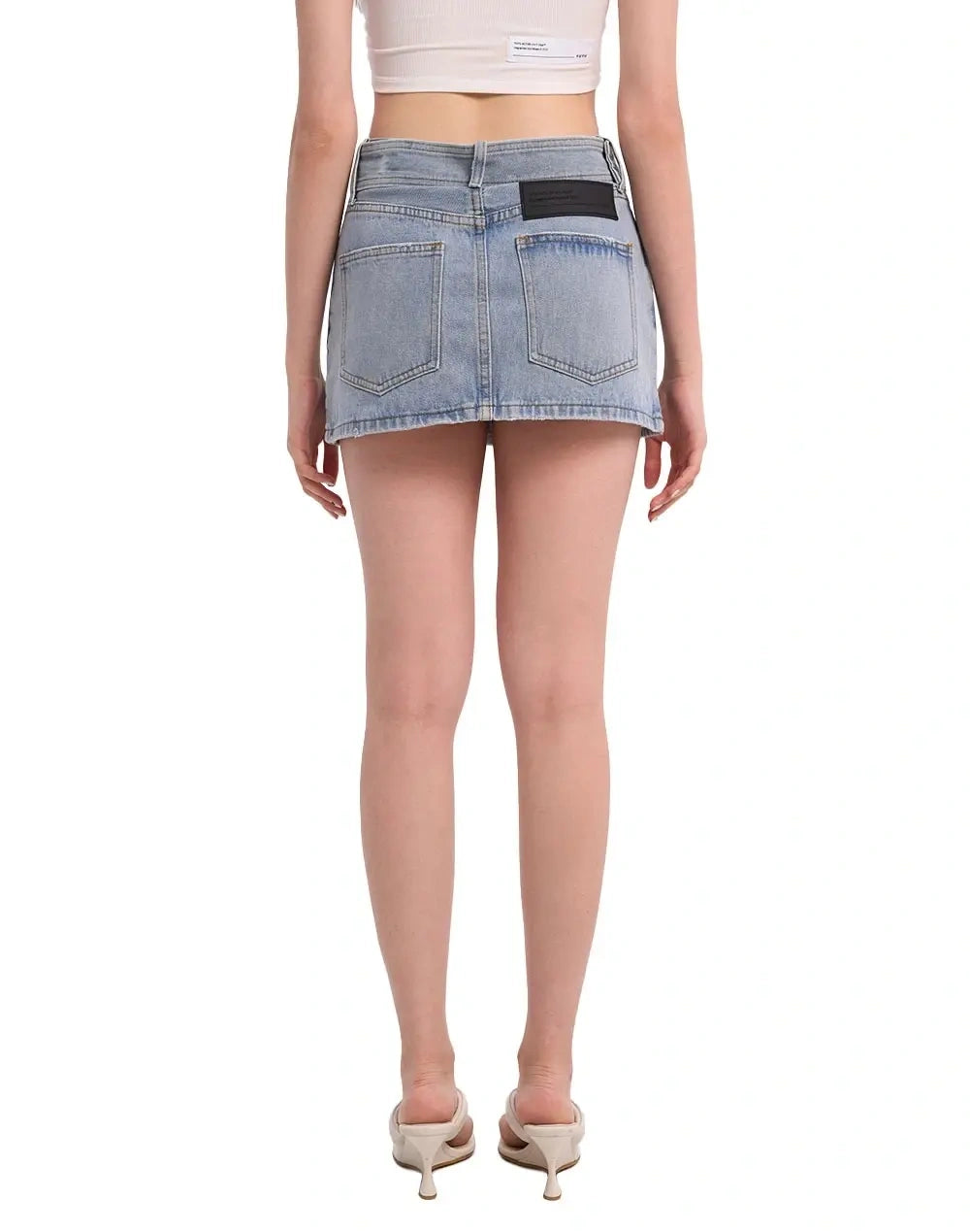 I’m Going Under Skirt