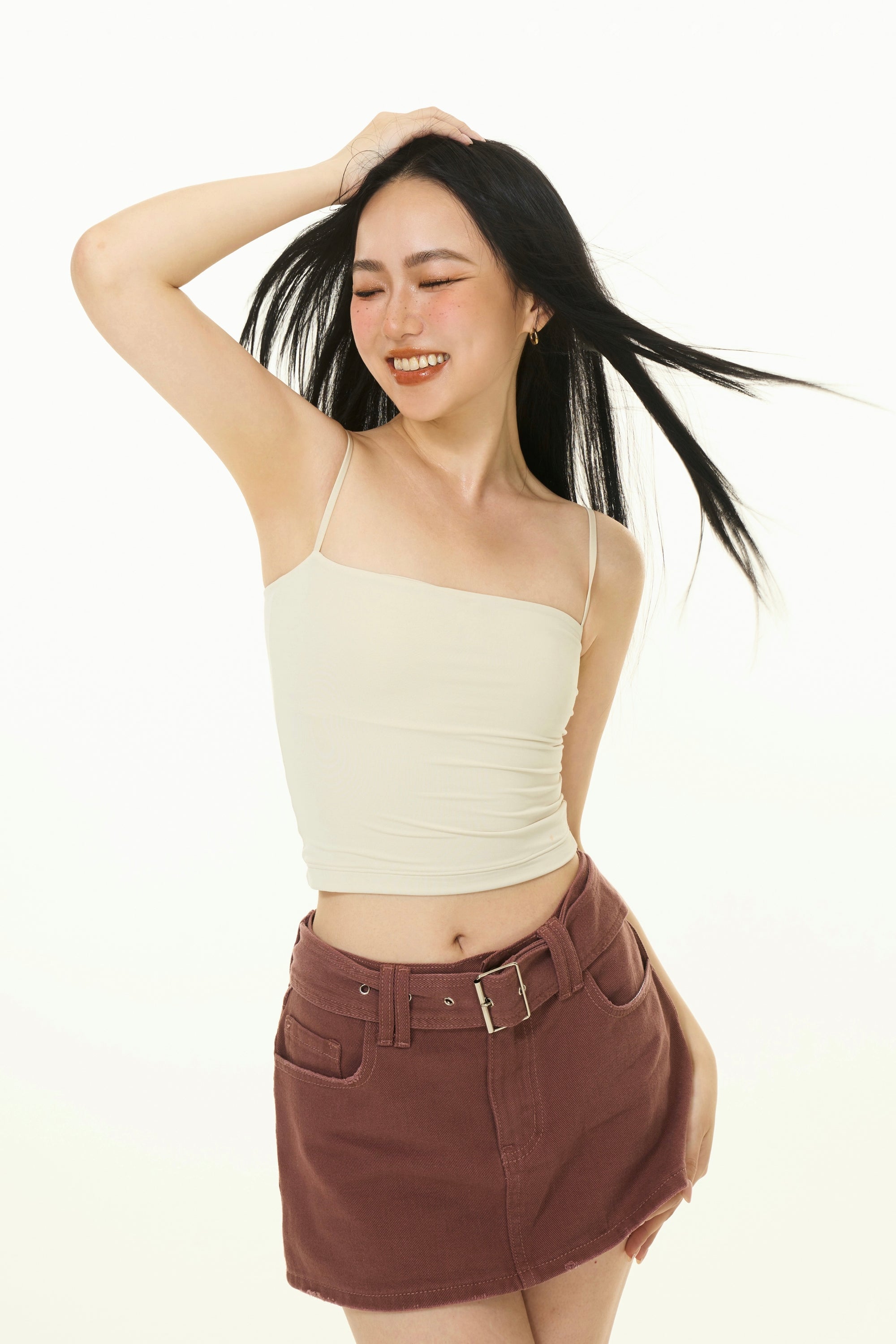 I’m Going Under Skirts