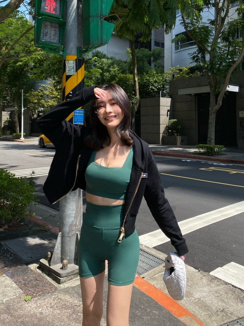 Essential Biker Shorts